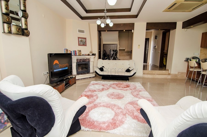 Вилла 3+1 в центре курортного города Кемер