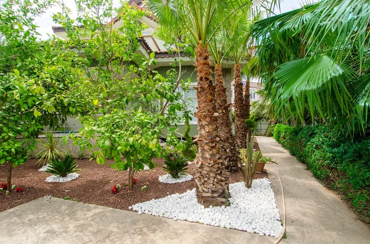 Вилла 3+1 в центре курортного города Кемер