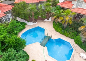 Вилла 3+1 в центре курортного города Кемер