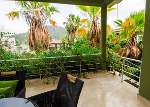 Вилла 3+1 в центре курортного города Кемер