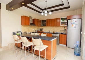 Вилла 3+1 в центре курортного города Кемер