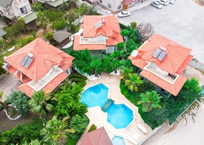 Вилла 3+1 в центре курортного города Кемер