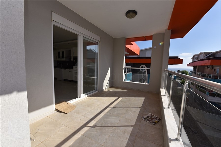 Пентхаус 2+1 в комплексе с отельной инфраструктурой в Кестеле