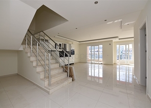 Пентхаус 2+1 в комплексе с отельной инфраструктурой в Кестеле