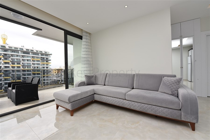 Квартира 1+1 в аренду на первой береговой линии в Махмутларе