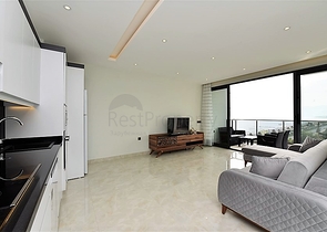 Квартира 1+1 в аренду на первой береговой линии в Махмутларе