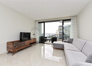 Квартира 1+1 в аренду на первой береговой линии в Махмутларе