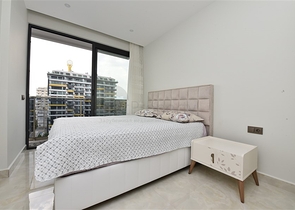 Квартира 1+1 в аренду на первой береговой линии в Махмутларе