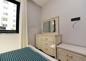 Квартира 2+1 с большой террасой в новом комплексе в Махмутларе