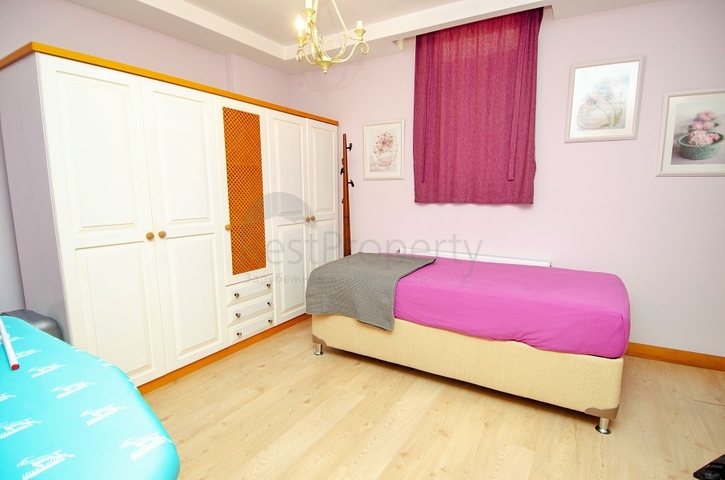 Вилла 6+2 в центре района Лара Анталья 200 м до моря