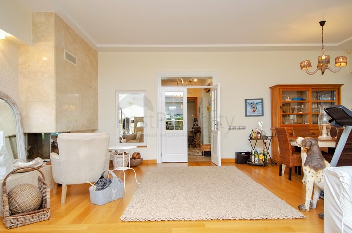 Вилла 6+2 в центре района Лара Анталья 200 м до моря