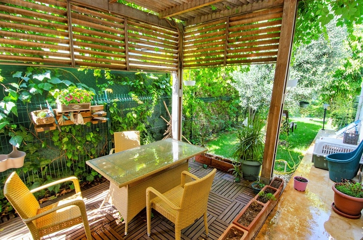 Вилла 6+2 в центре района Лара Анталья 200 м до моря