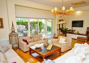 Вилла 6+2 в центре района Лара Анталья 200 м до моря