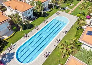 Вилла 6+2 в центре района Лара Анталья 200 м до моря