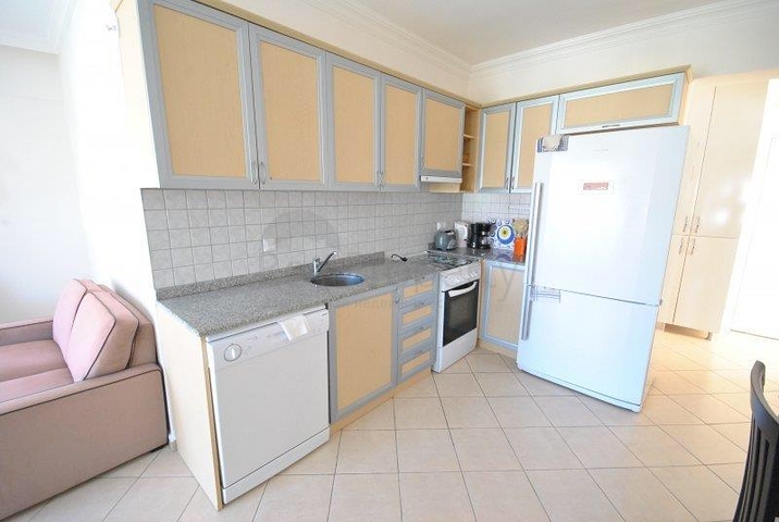 Просторная квартира 3+1 с мебелью в Чамьюва Кемере