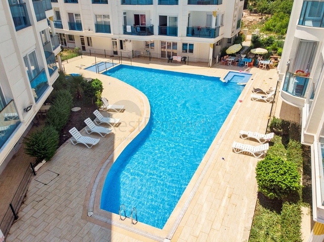 Двухкомнатная квартира с мебелью в районе Хурма Анталья