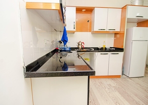 Двухкомнатная квартира с мебелью в районе Хурма Анталья