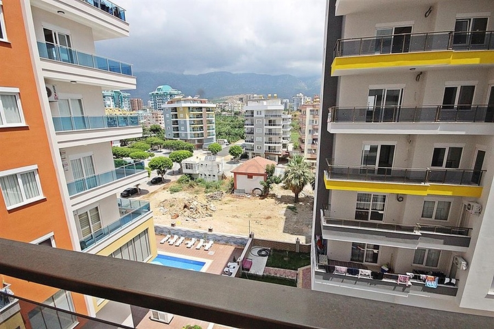 Апартаменты 2+1 рядом с морем в центре Махмутлара