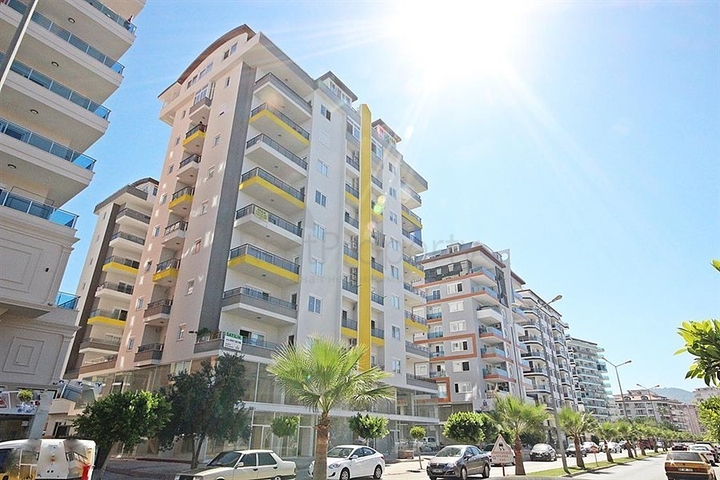 Апартаменты 2+1 рядом с морем в центре Махмутлара