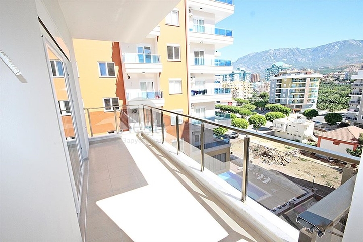 Апартаменты 2+1 рядом с морем в центре Махмутлара