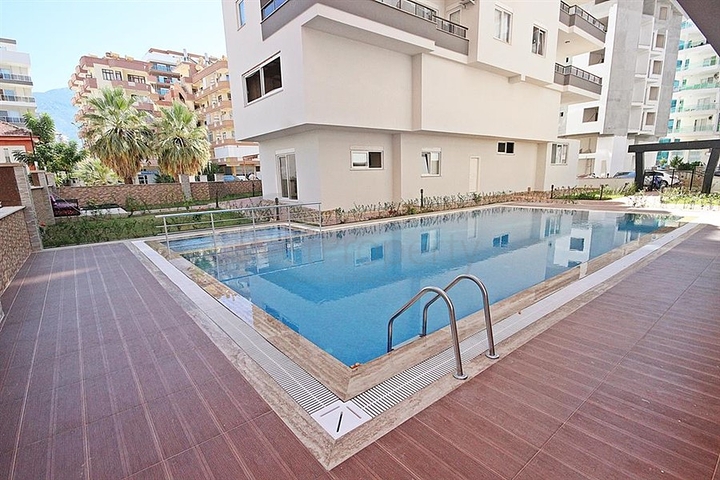 Апартаменты 2+1 рядом с морем в центре Махмутлара