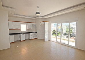 Апартаменты 2+1 рядом с морем в центре Махмутлара