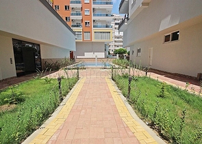 Апартаменты 2+1 рядом с морем в центре Махмутлара