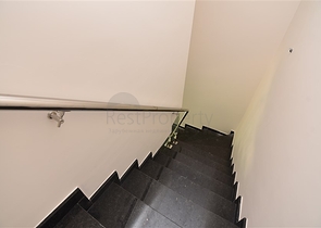 Двухуровневая квартира 2+1 с выходом в сад в Каргыджаке