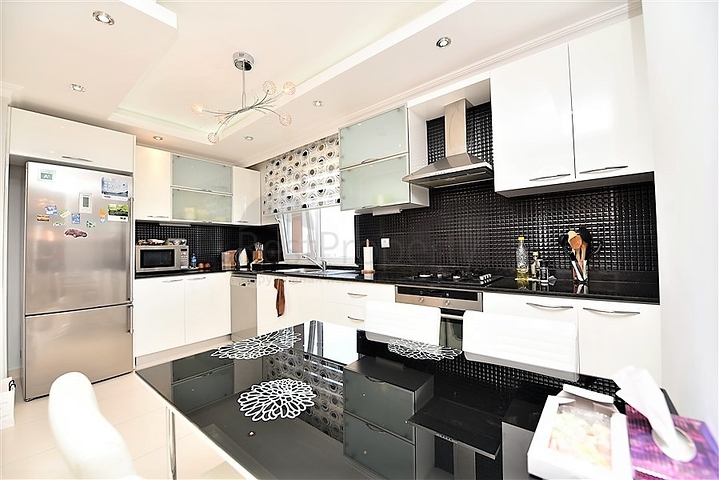 Пентхаус 2+1 в комплексе с отельной инфраструктурой в Авсалларе