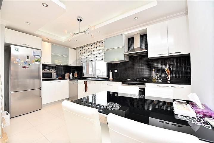 Пентхаус 2+1 в комплексе с отельной инфраструктурой в Авсалларе