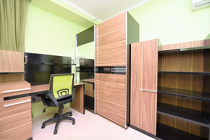 Пентхаус 2+1 в комплексе с отельной инфраструктурой в Авсалларе