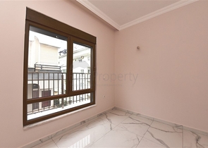 Квартира 2+1 скомплексе на берегу моря, в центре Алании