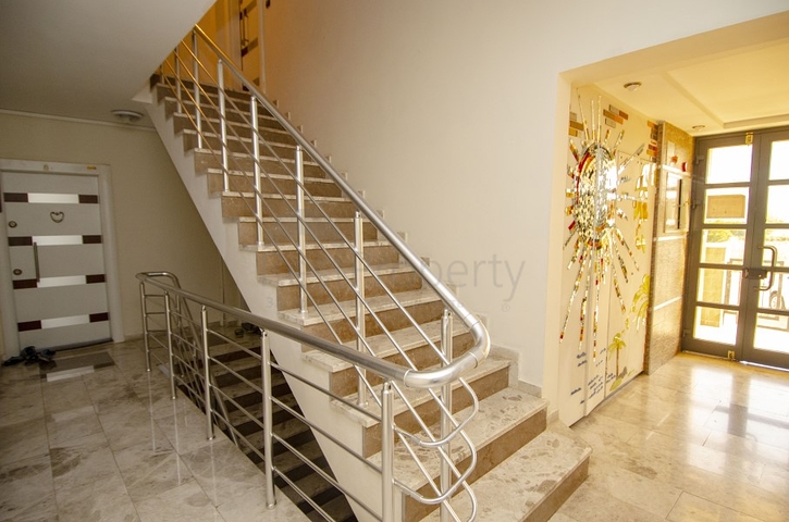 Двухкомнатная квартира с мебелью в Лимане Коньяалты Анталья