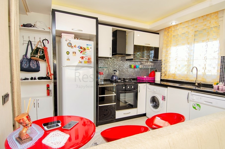 Двухкомнатная квартира с мебелью в Лимане Коньяалты Анталья