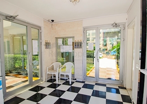 Двухкомнатная квартира в комплексе в микрорайоне Хурма Коньяалты