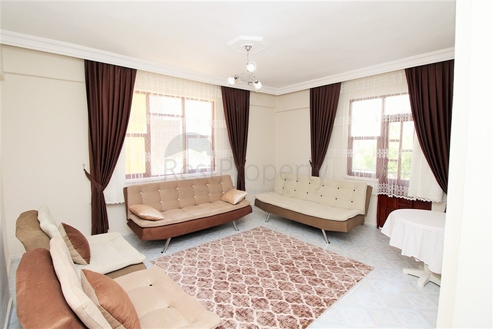 Трехкомнатная квартира с отдельной кухней