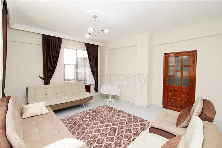 Трехкомнатная квартира с отдельной кухней