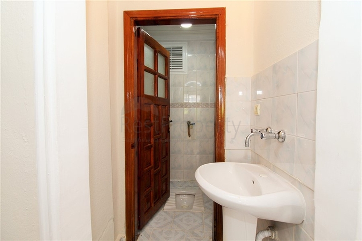 Трехкомнатная квартира с отдельной кухней