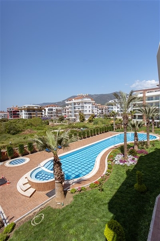 Трёхкомнатная квартира в престижном районе Оба