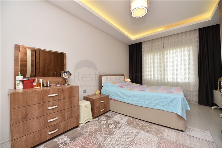 Трехкомнатная квартира с мебелью в районе Кестель