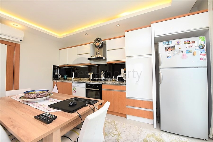 Трехкомнатная квартира с мебелью в районе Кестель