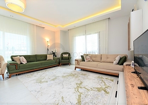 Трехкомнатная квартира с мебелью в районе Кестель