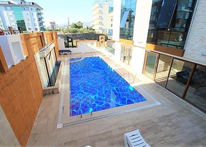 Трехкомнатная квартира с мебелью в районе Кестель