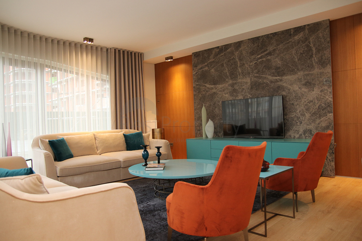 Уникальный семейный комплекс в районе Бейликдюзю