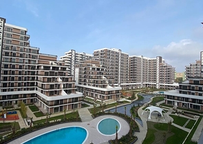 Уникальный семейный комплекс в районе Бейликдюзю