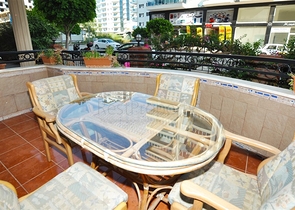 Меблированная квартира с двумя спальнями по очень выгодной цене