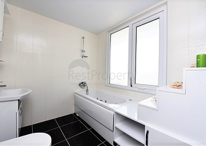 Апартаменты с личной лоджией и видом на город