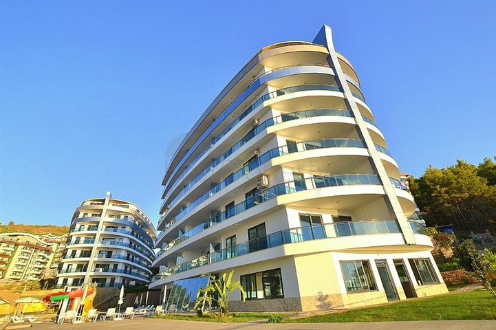 Двухкомнатная квартира с видом на море