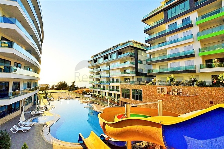 Двухкомнатная квартира с видом на море