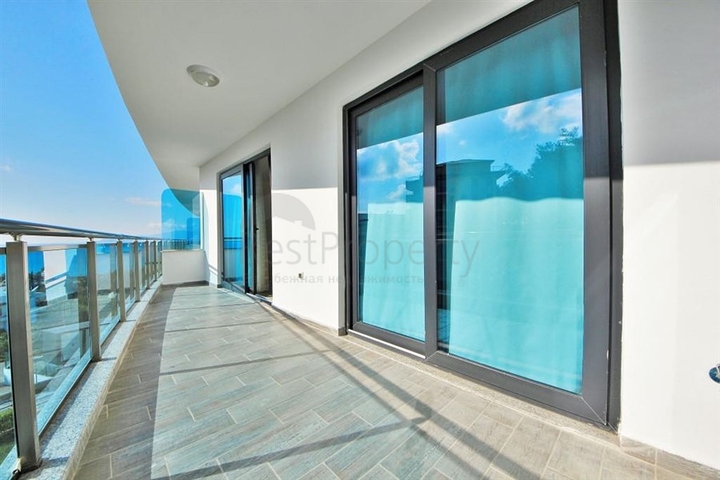 Двухкомнатная квартира с видом на море